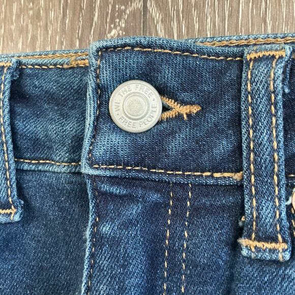 We The Free Dark Wash Raw Hem Skinny Jegging Size 25 - Picture 6 of 12